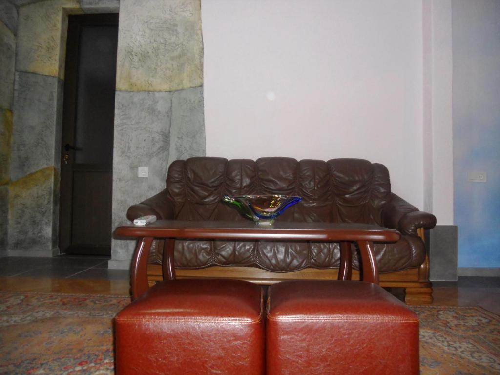 David Mikadze's Apartment 2 room 5